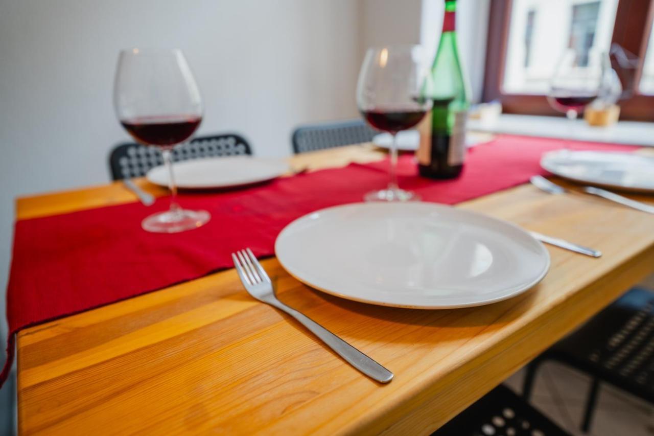 Blue Chili 08 - Magdeburg 2-Zimmer Altbau, Wi-Fi, 5 Pax المظهر الخارجي الصورة